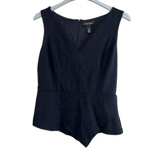 White House Black Market Size 8 Black Sleeveless Peplum Blouse Top V Neck